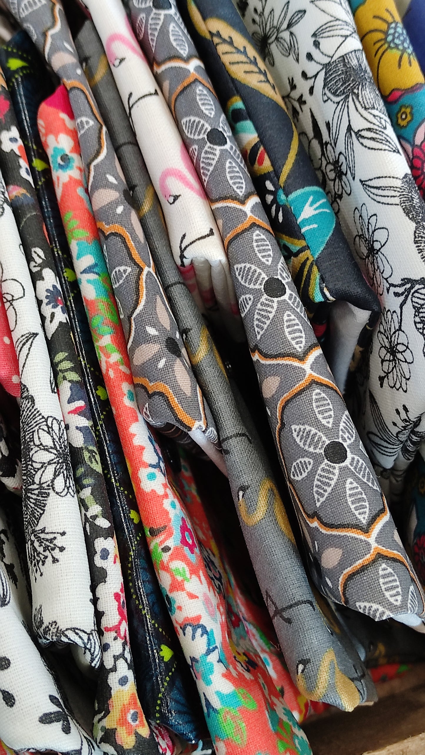 différents motifs disponibles pour les pochettes imperméables de transport pour les savons