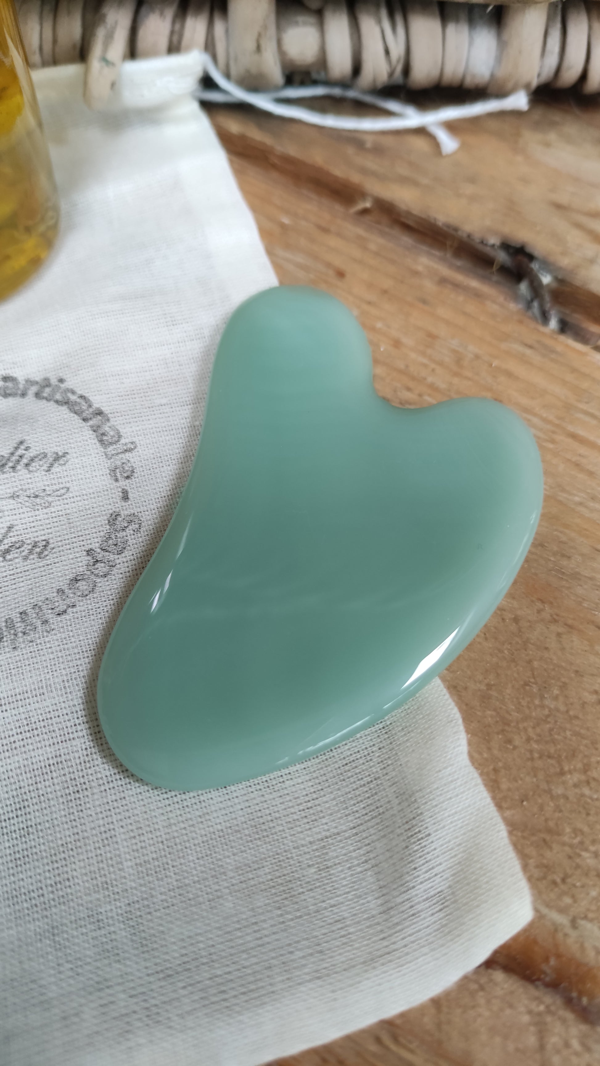 pierre plate d'aventurine en forme de coeur